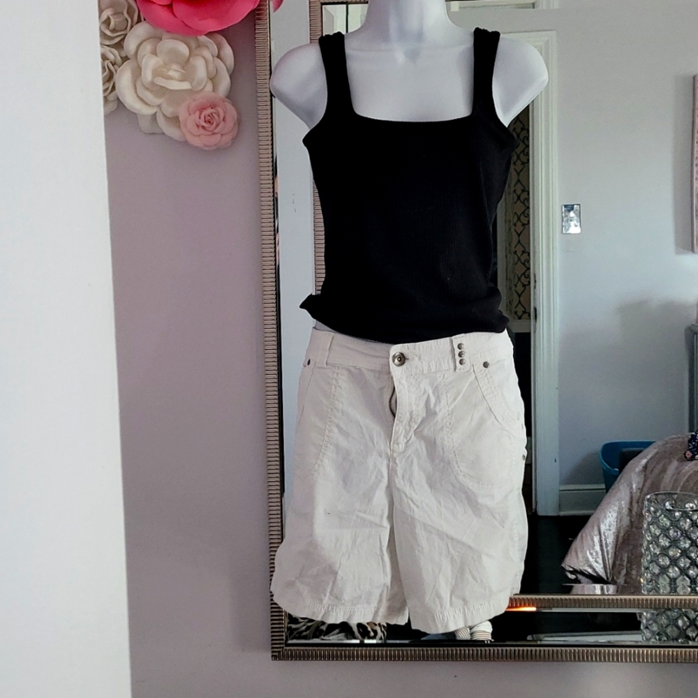 NY&C White Shorts